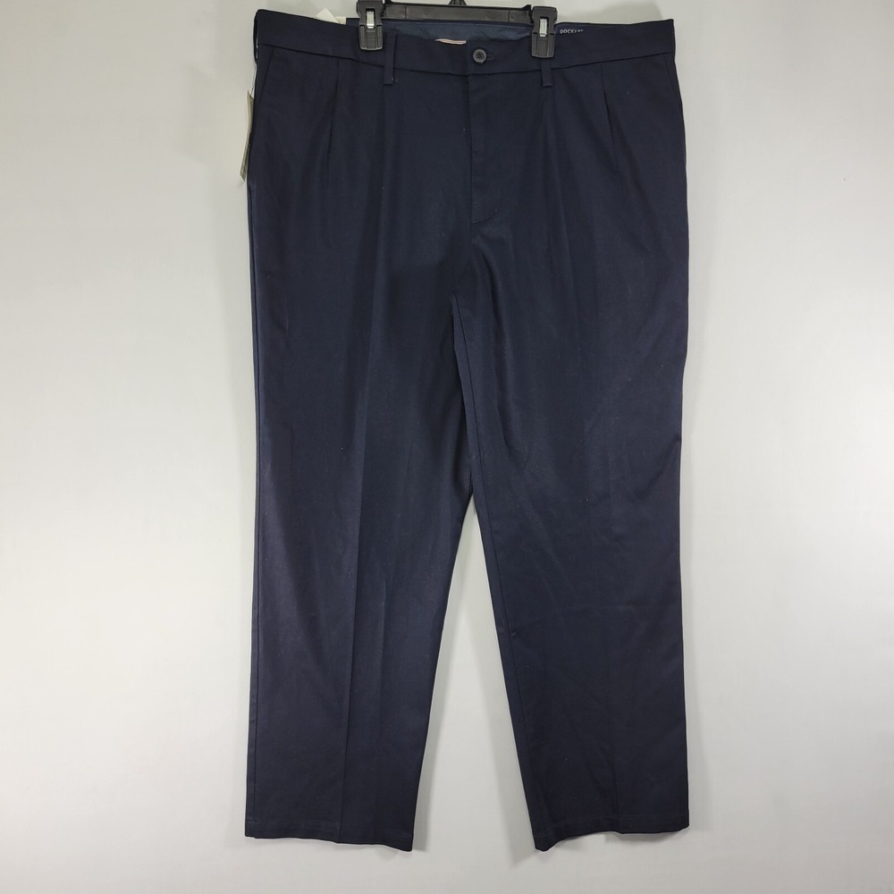 Dockers Men's Signature Khaki Classic Fit Pleated Lux Cotton Stretch 40x30‎ NEW